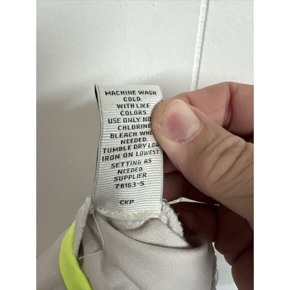 Stylus Shorts Womens‎ Size 2 Tan Flat Front Hook And Eye Walking Casual Fit - Picture 4 of 5